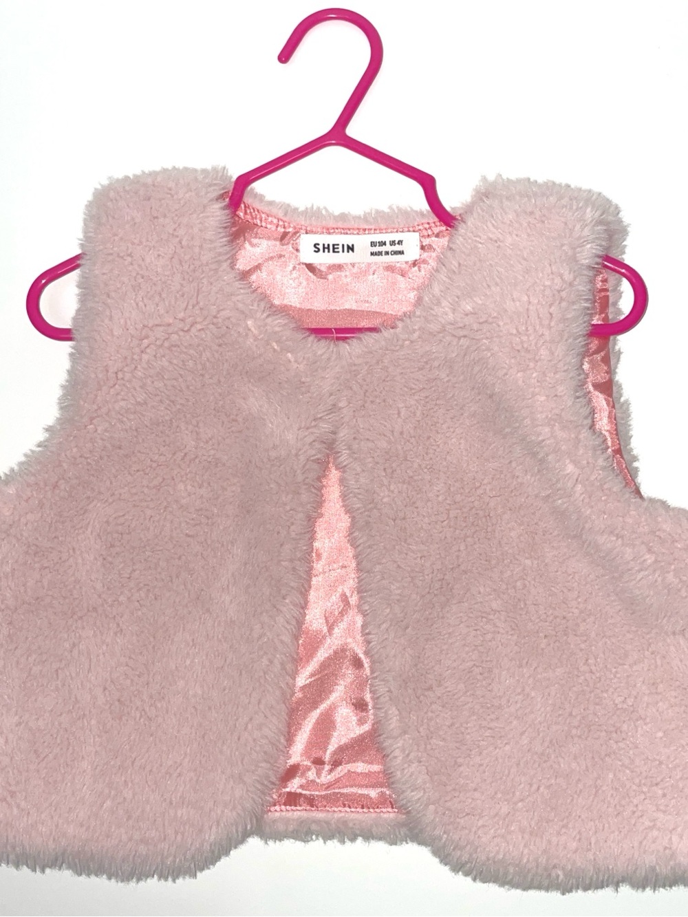 SHEIN Light Pink Faux Fur Girls Vest